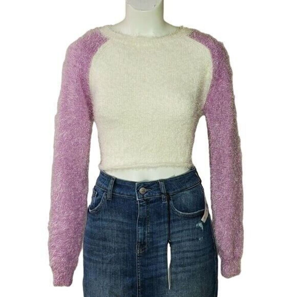 PLANET GOLD Sweater Womens Size XS Pullover Crop Eyelash Pink Soft Crew Raglan